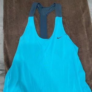 Nike light blue fry fit loose fit workout top